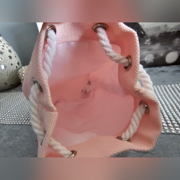 Dior Beauty Limited Edition Pink Drawstring Pouch w/Box-NEW - Picture 3 of 6